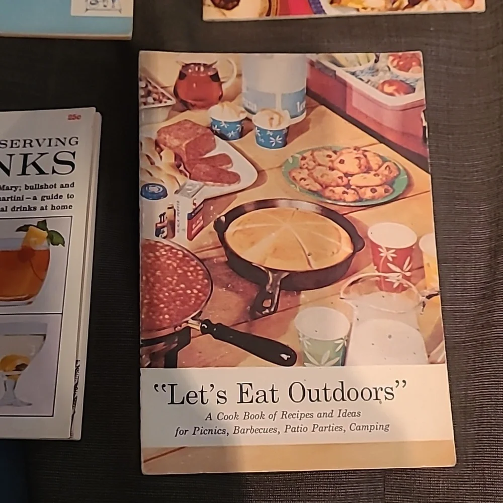 Betty Crocker recipe booklet